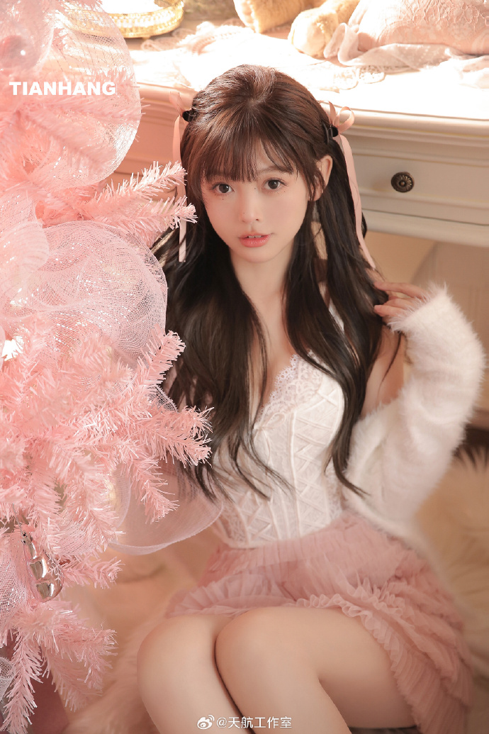 芭比 封面
